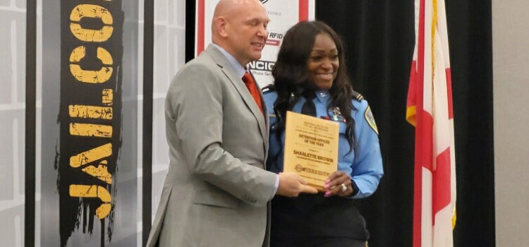 Sharlette Brown Receives Award